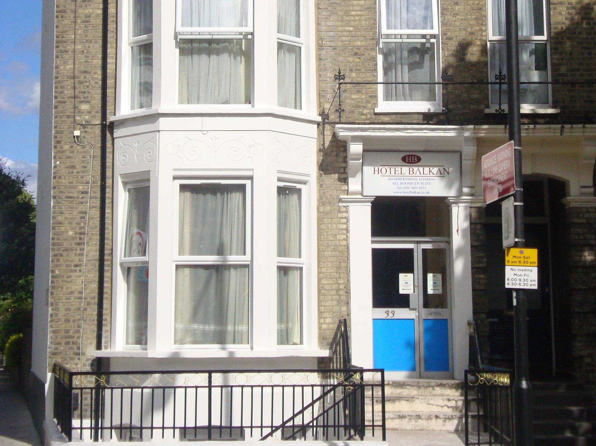 런던 컴포텔 퍼플 B&B 외부 사진