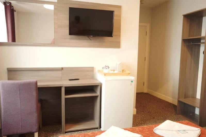 런던 컴포텔 퍼플 B&B 외부 사진
